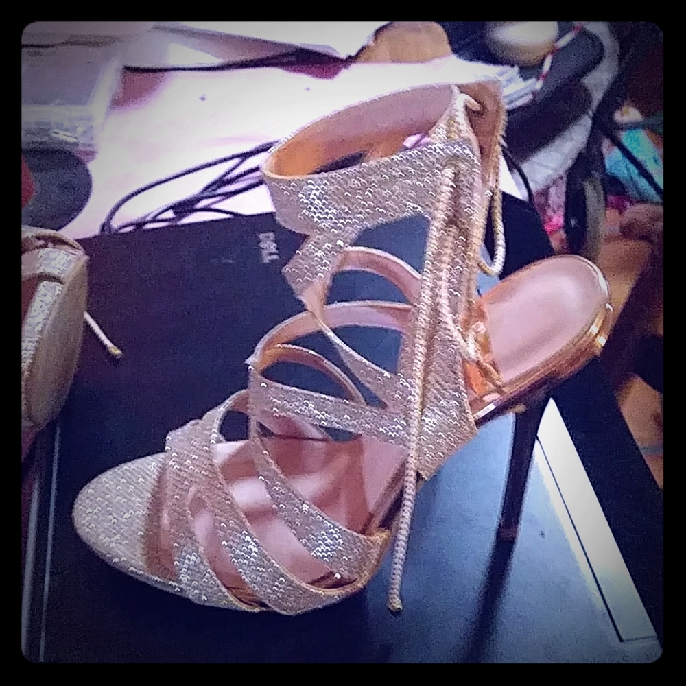 Andrea gold shoes size 10 brand new